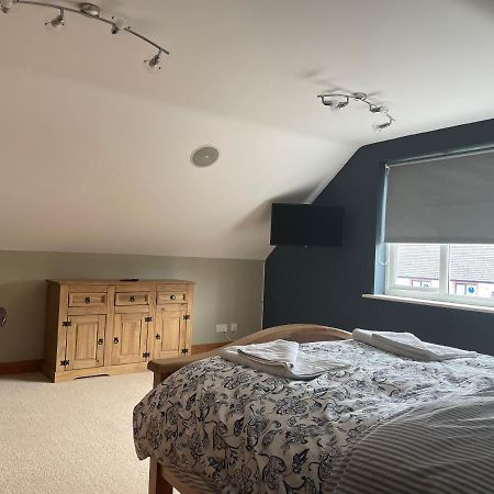 Fabulous 2 Bed Apartment 彭里斯 外观 照片